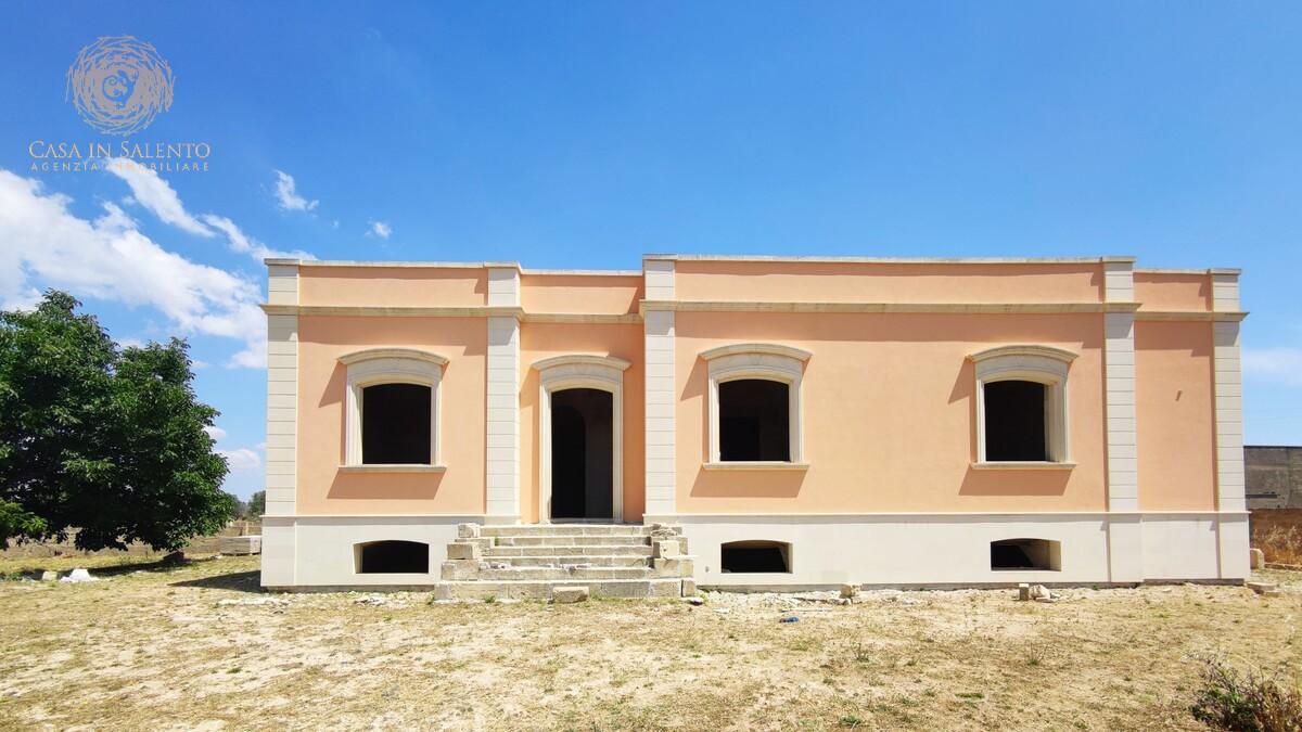 Villa con giardino a Montesano Salentino