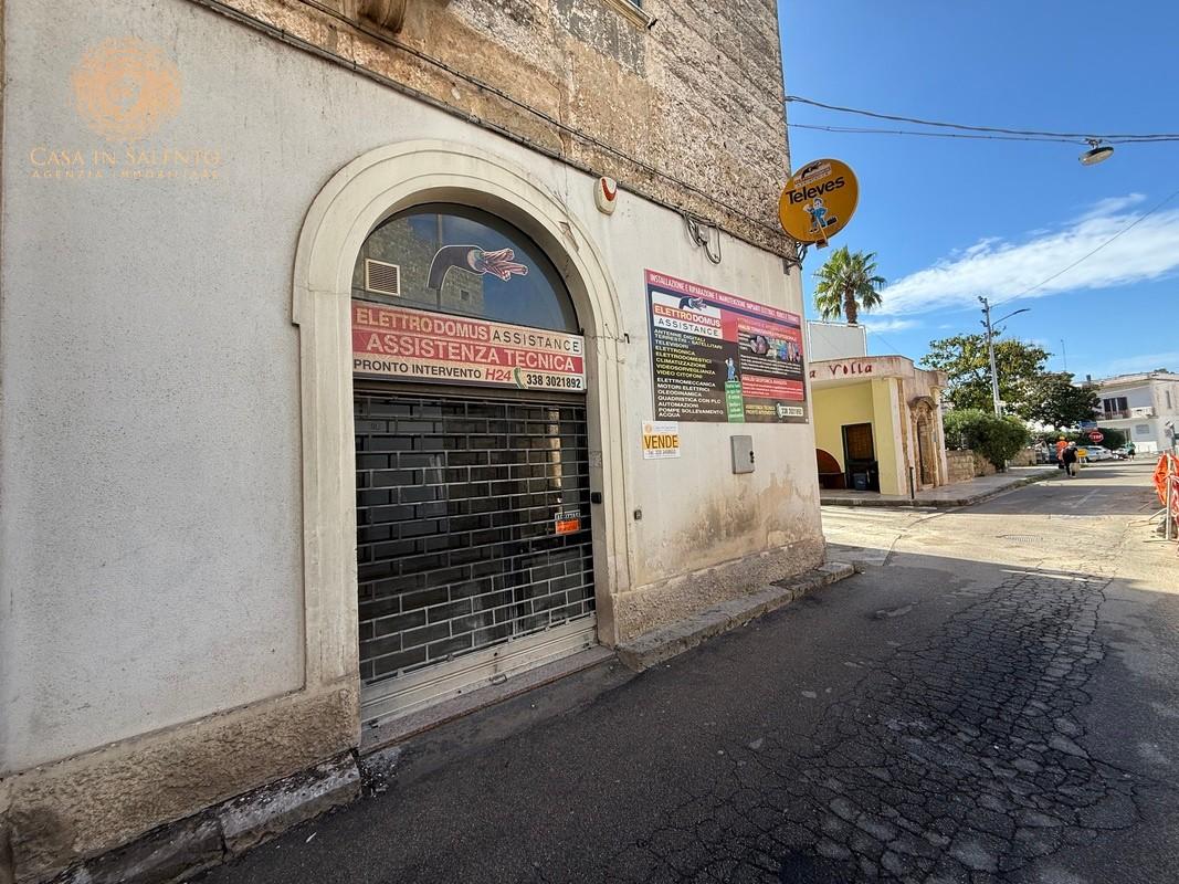 Locale commerciale in vendita a Alessano