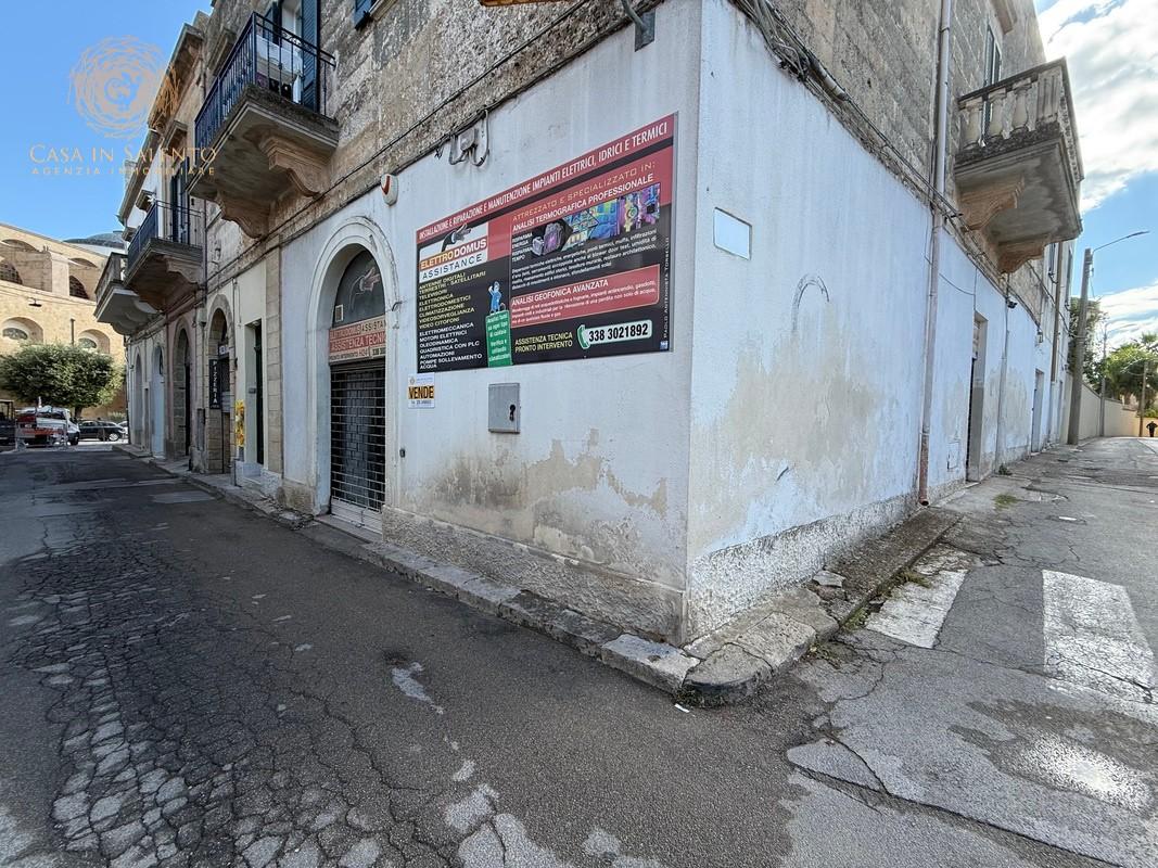 Locale commerciale in vendita a Alessano