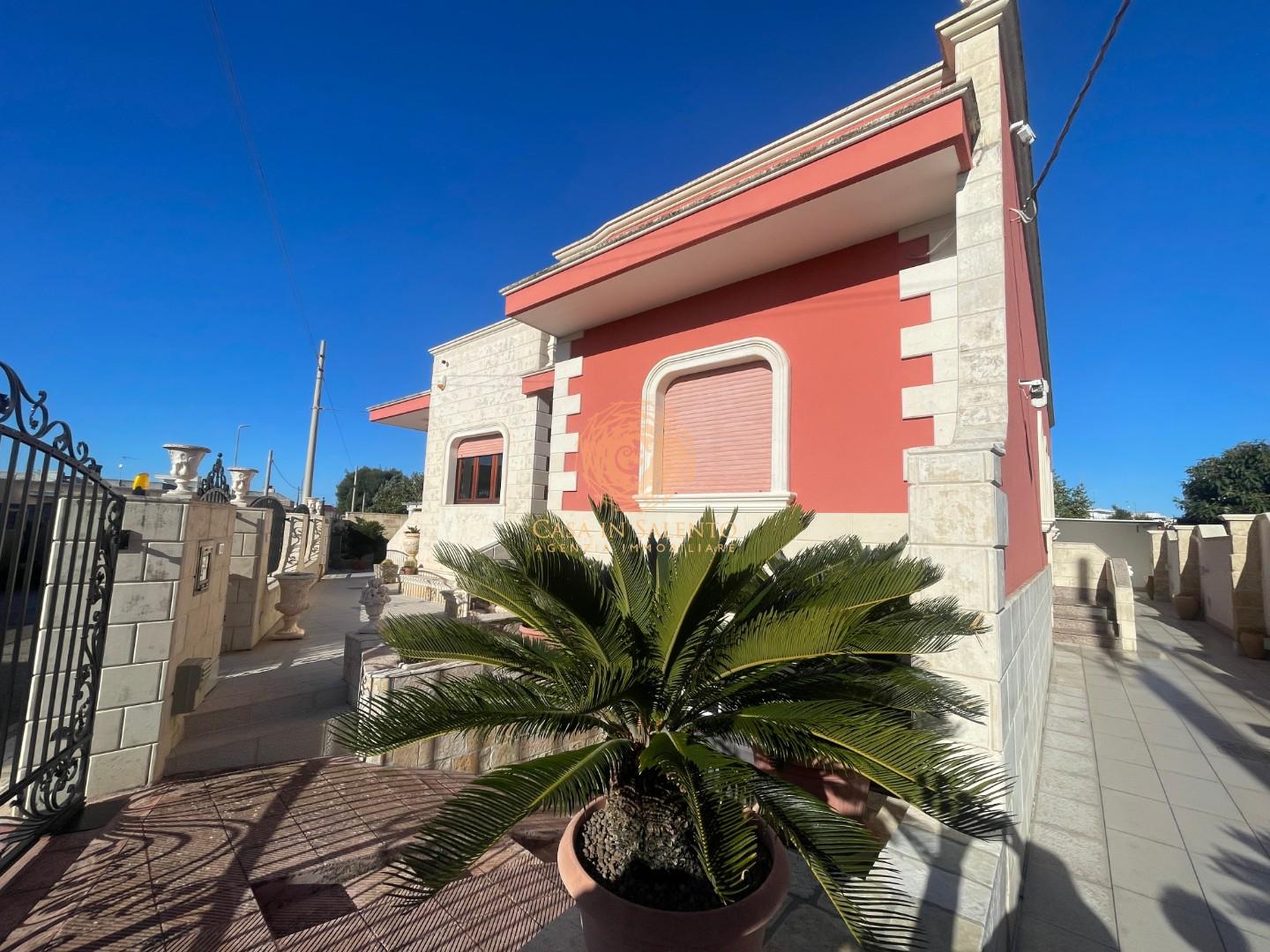 Villa con giardino a Tiggiano