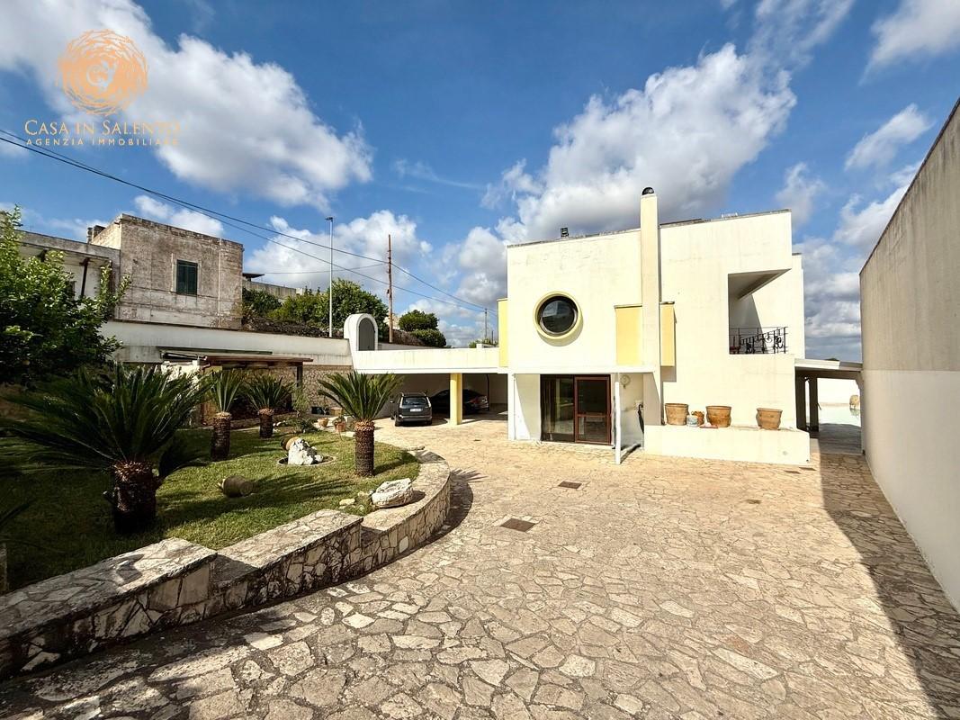 Villa con giardino a Alessano