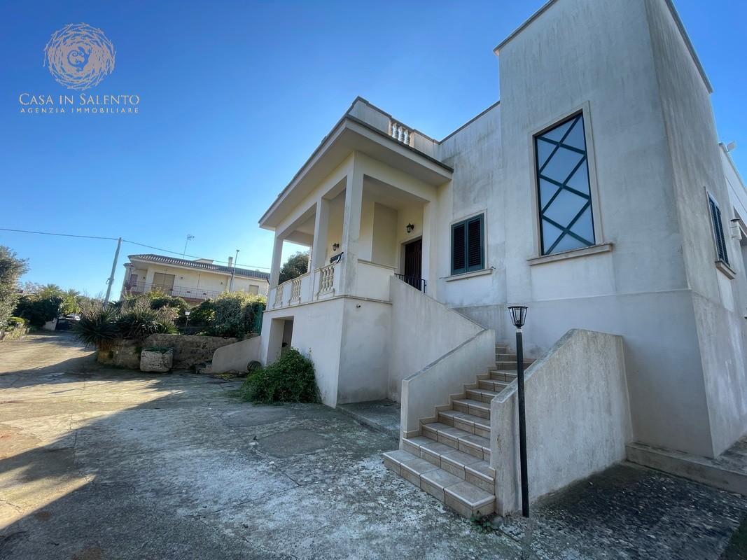 Villa con giardino a Castrignano del Capo