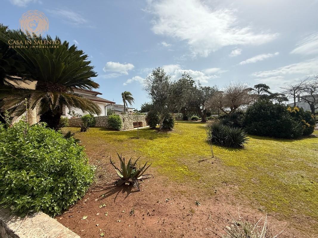 Villa con giardino a Tricase