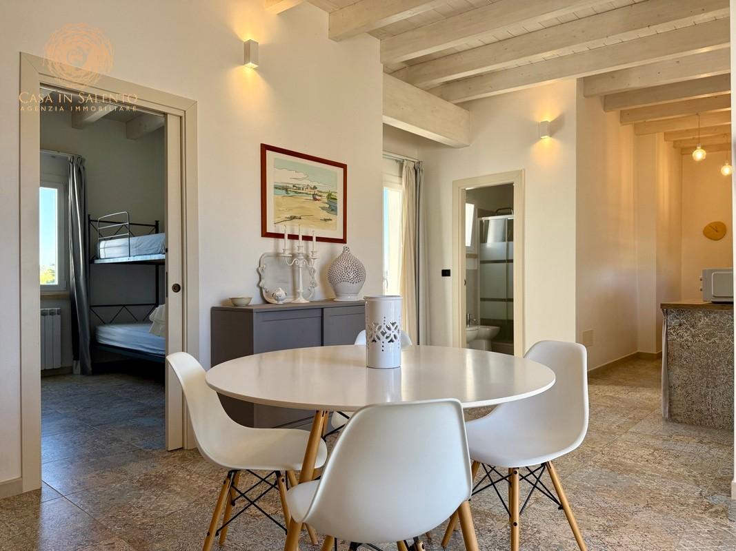 Casa indipendente con terrazzi a Alessano