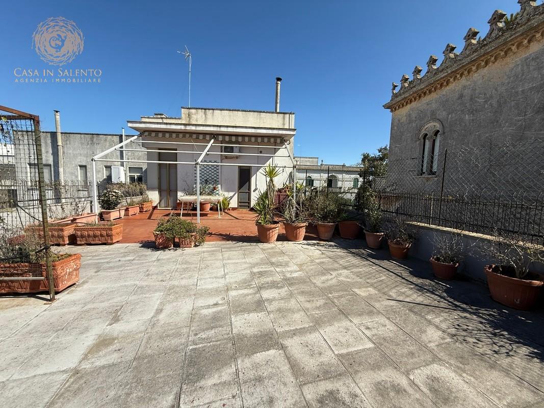Appartamento con terrazzi a Alessano