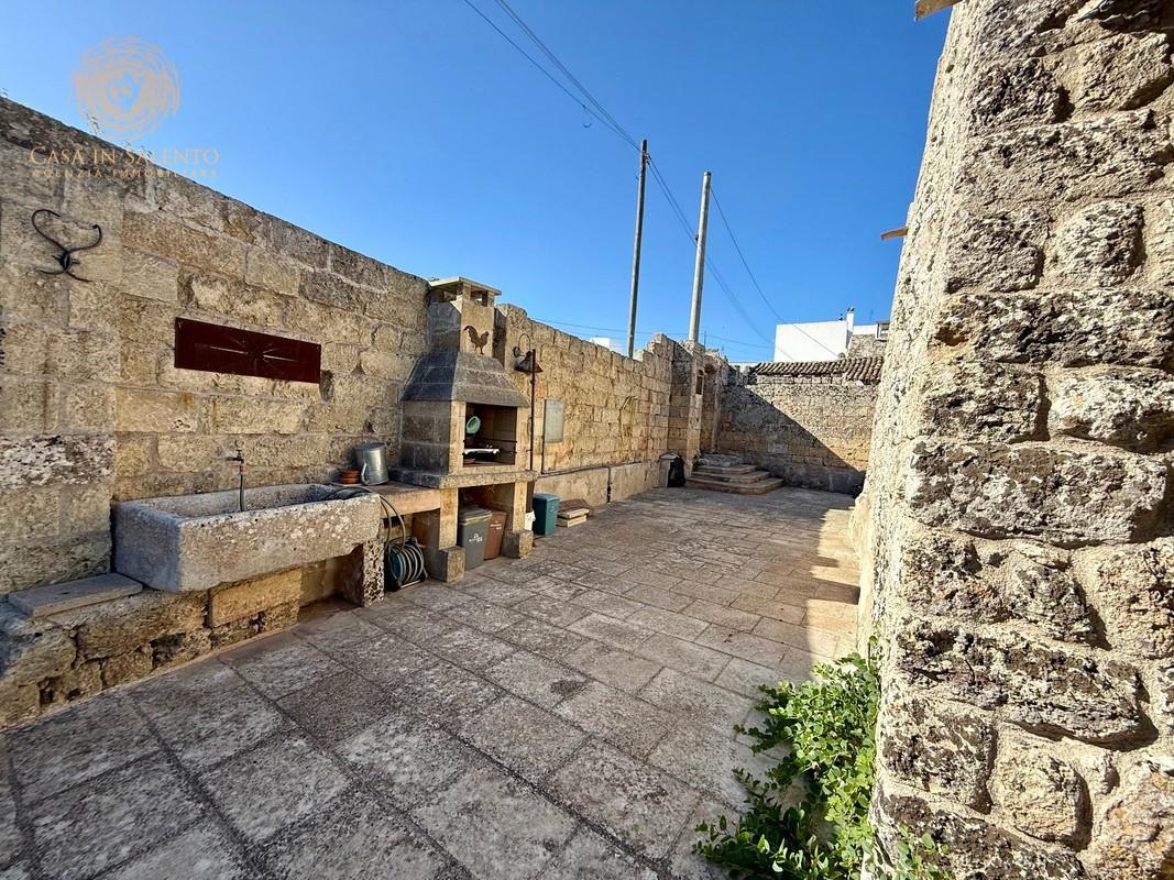 Villa con giardino, Alessano montesardo