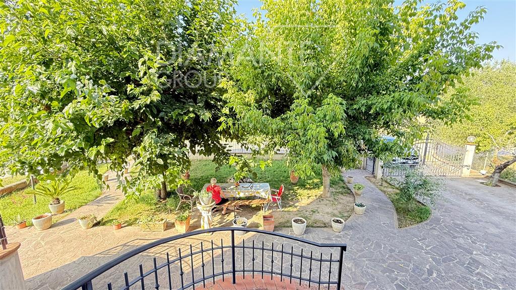 Casa indipendente con giardino, Castiglione del Lago piana