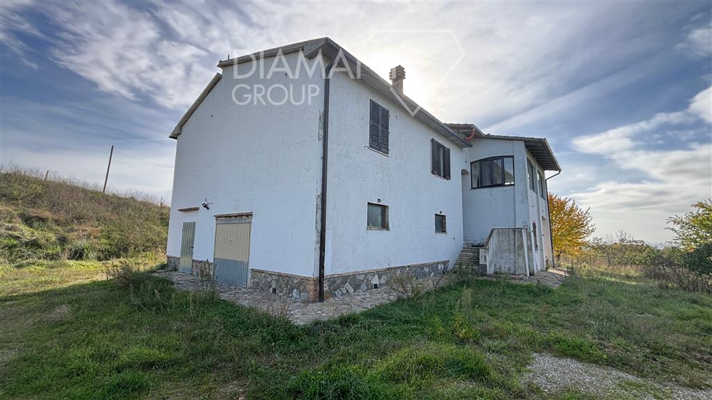 Casa indipendente con giardino a Cinigiano