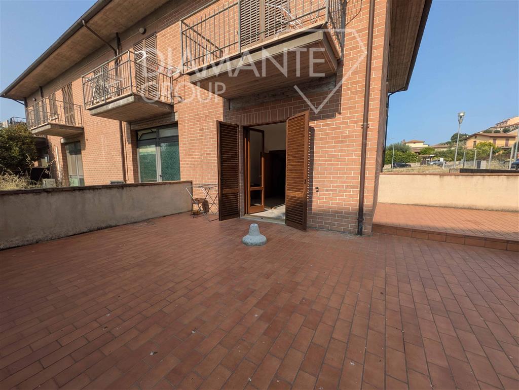 Appartamento con terrazzo a Castiglione del Lago