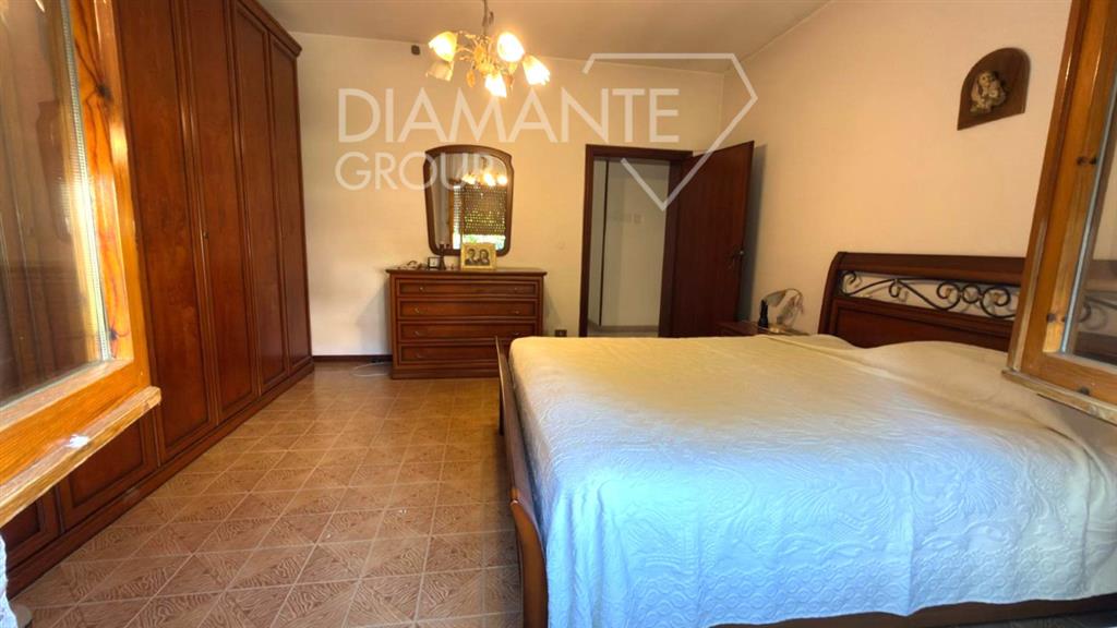 Casa indipendente con giardino a Castiglione del Lago