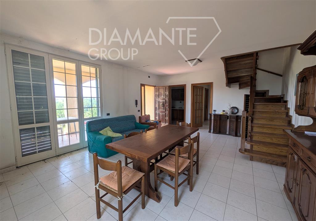 Villa con giardino, Castiglione del Lago casamaggiore