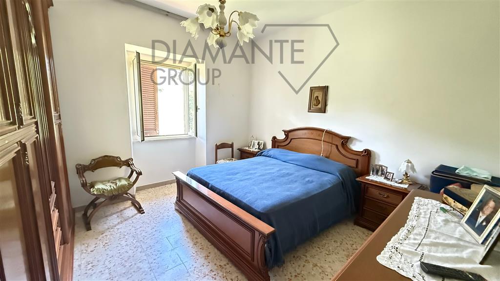 Casa indipendente con giardino a Gubbio