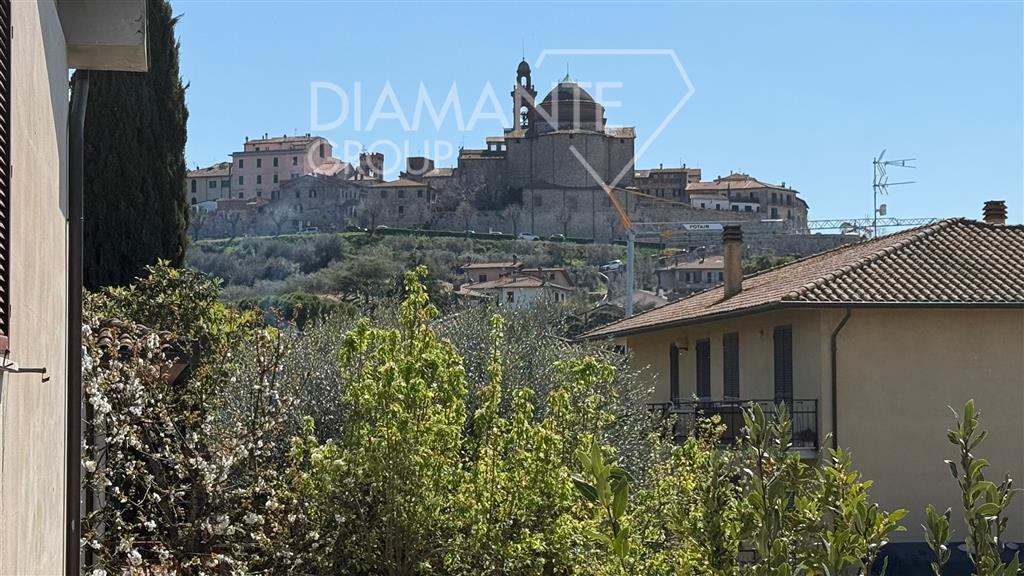 Appartamento con giardino a Castiglione del Lago