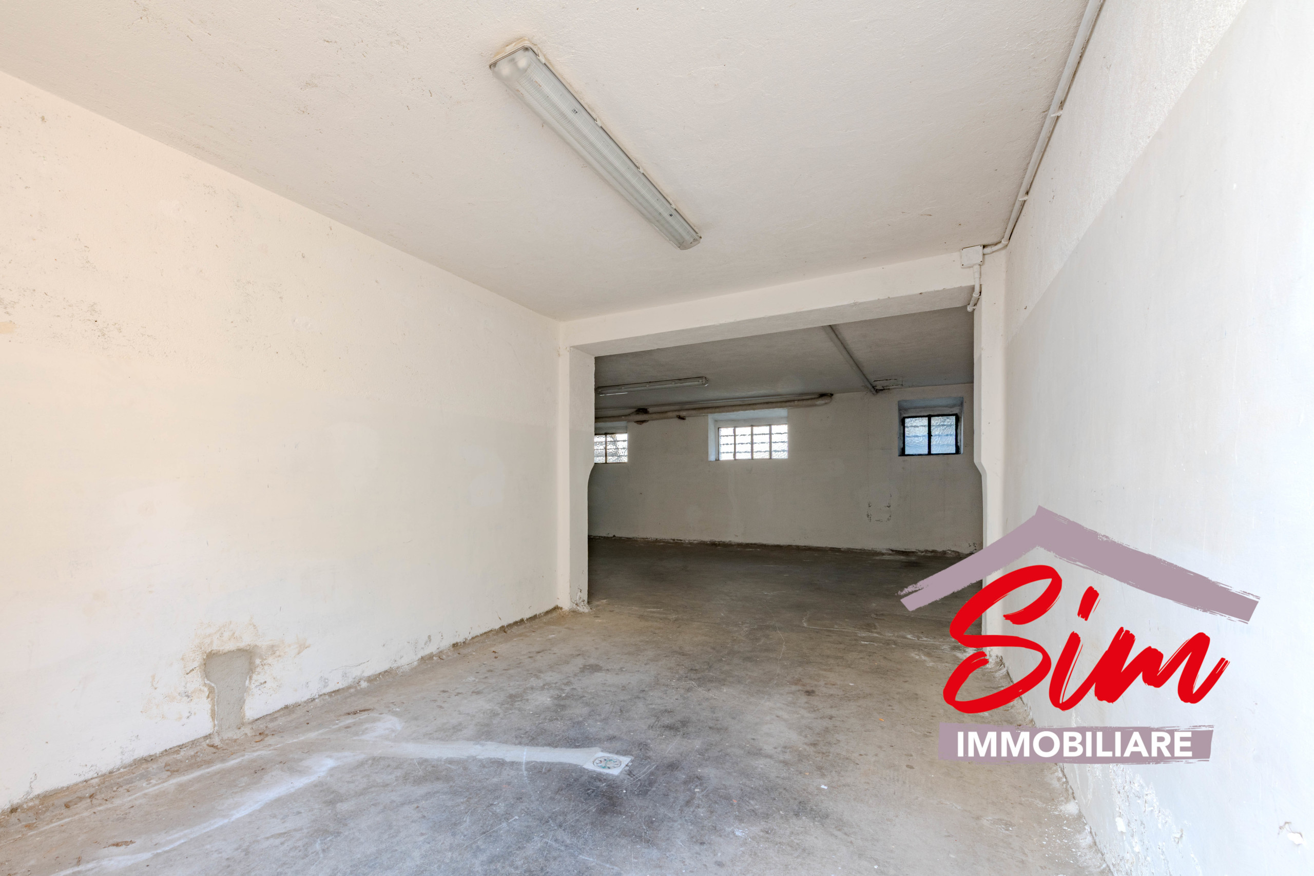 Magazzino in vendita in via don giovanni gnifetti snc, Novara