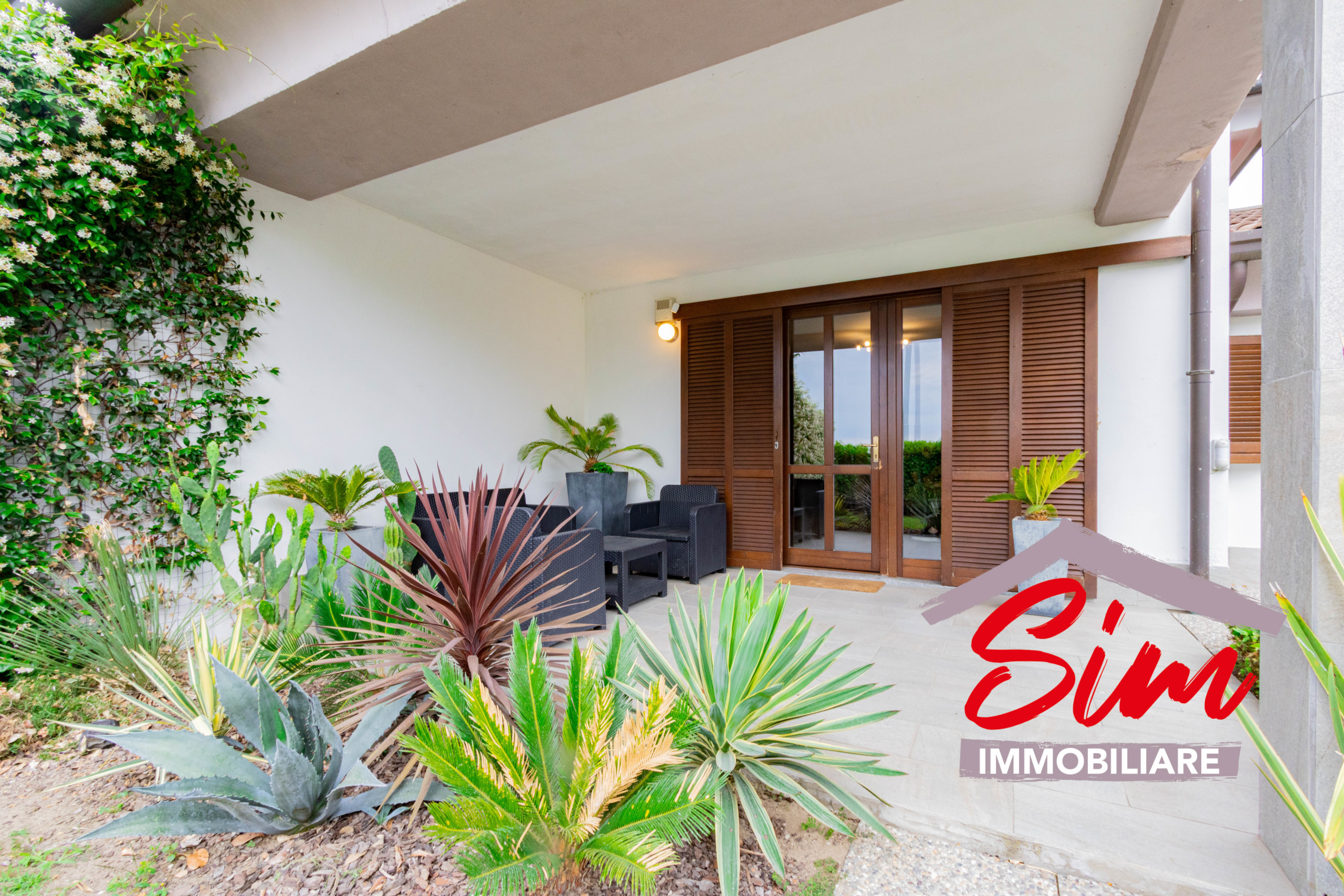 Villa con giardino in via martin luther king snc, Granozzo con Monticello