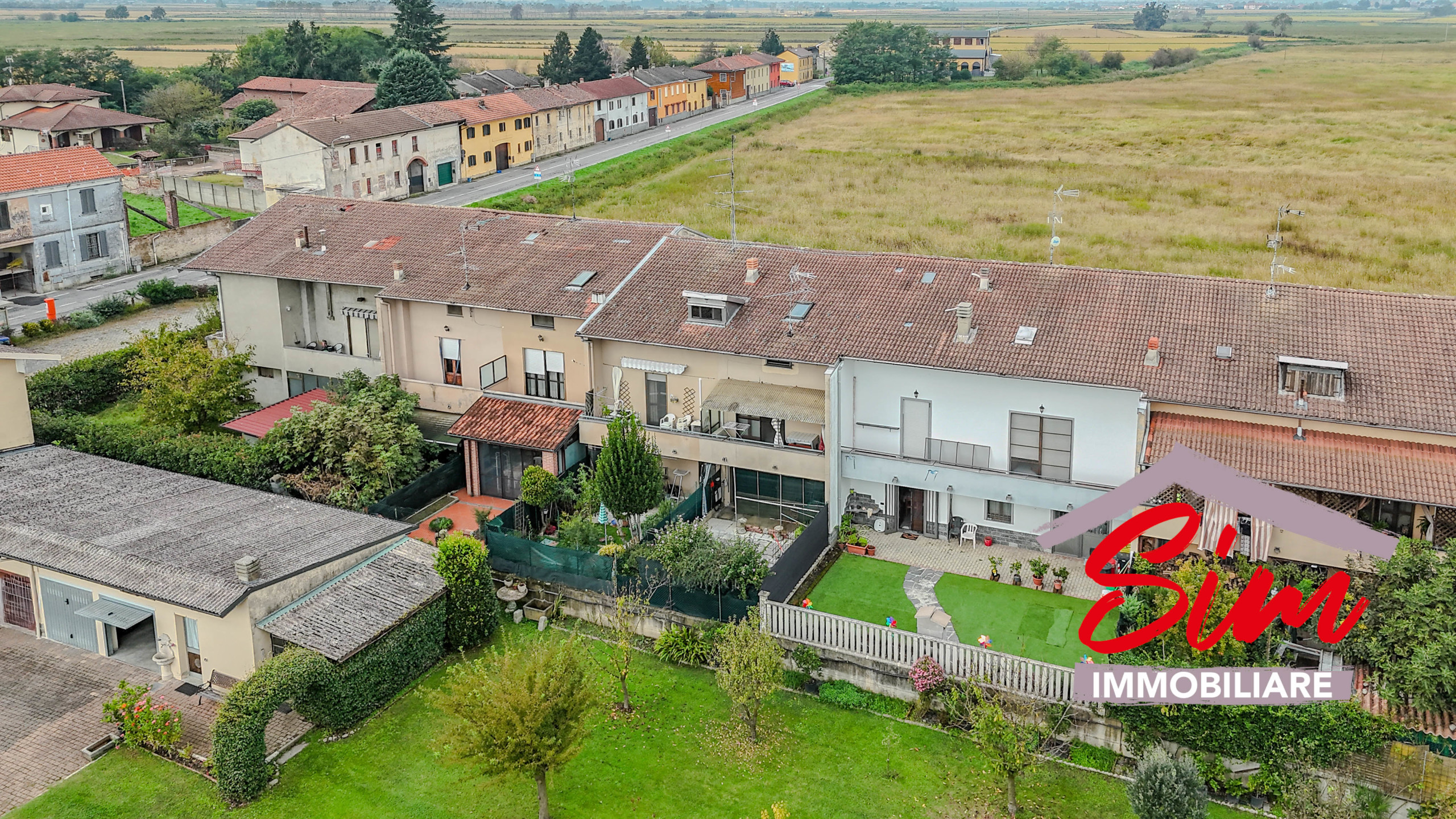 Villetta a schiera con giardino in verdi snc, Tornaco