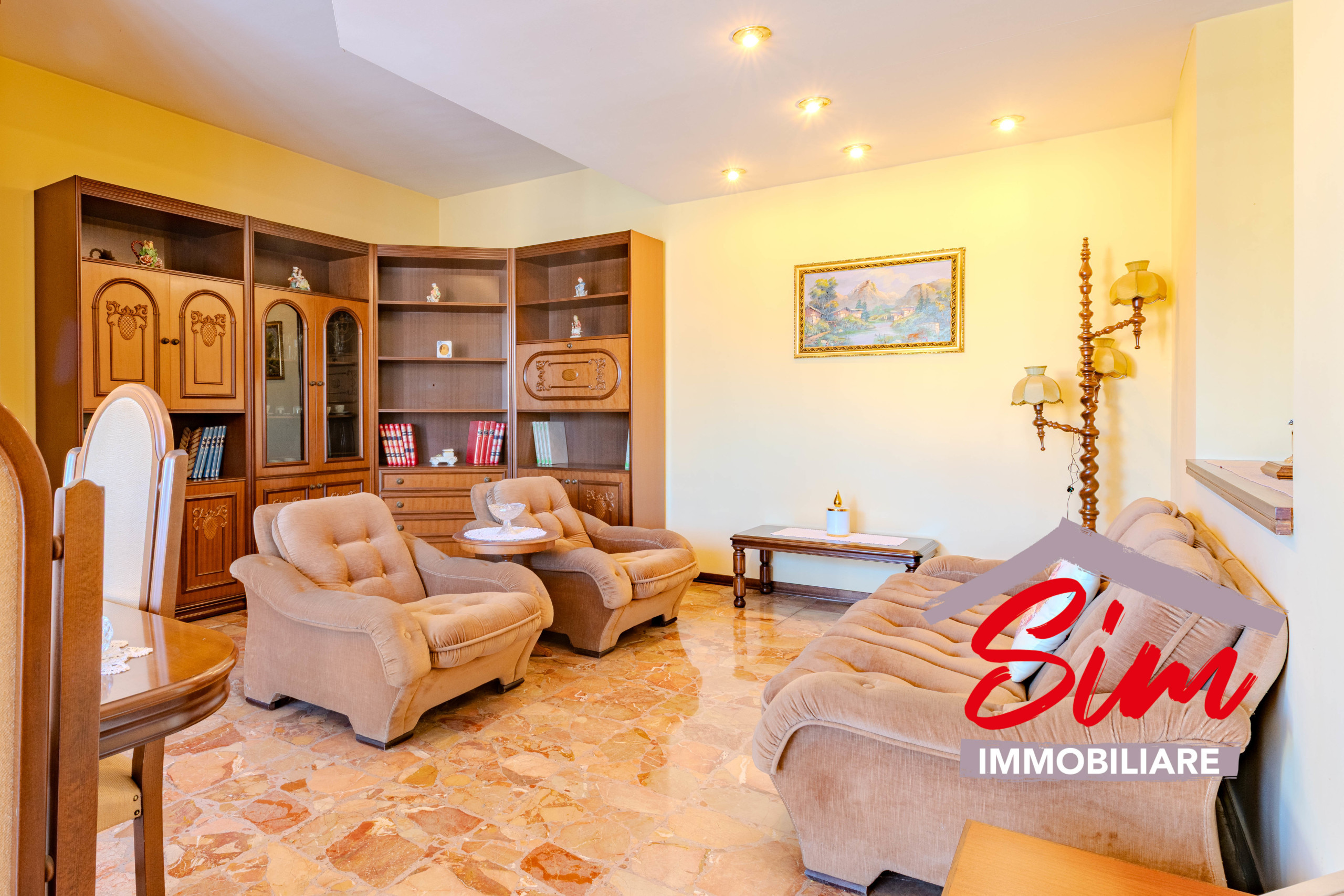 Villa con giardino in via leoncavallo snc, Novara