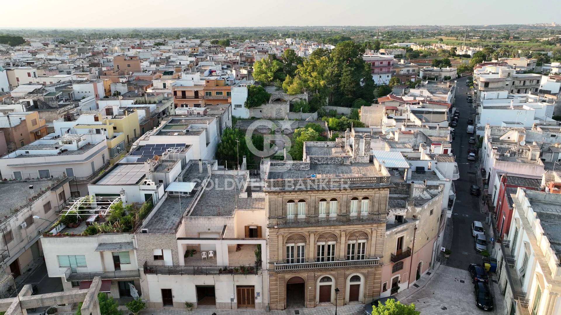 Palazzo in vendita a Aradeo