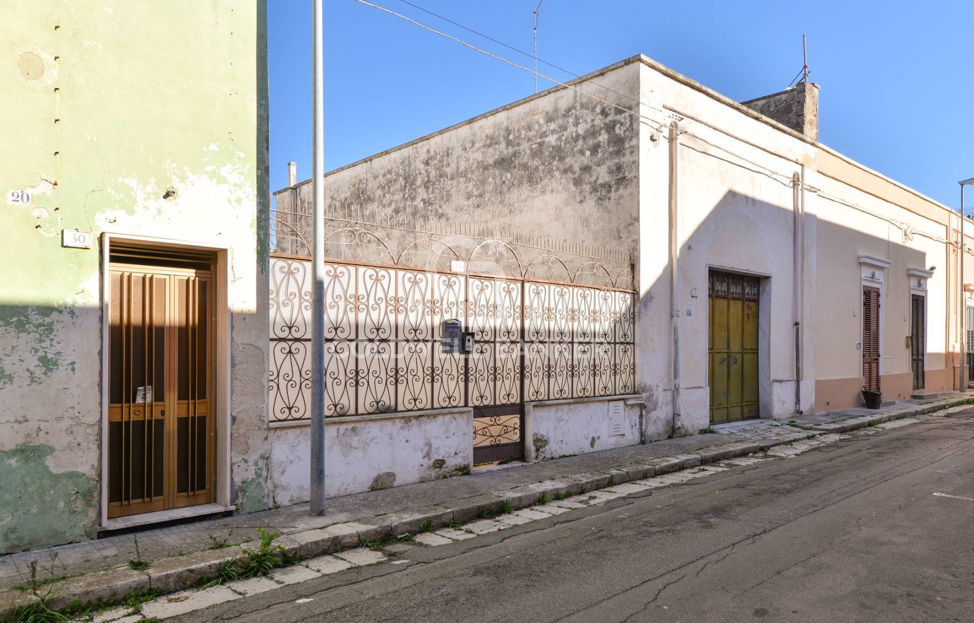 Casa indipendente in vendita a Squinzano