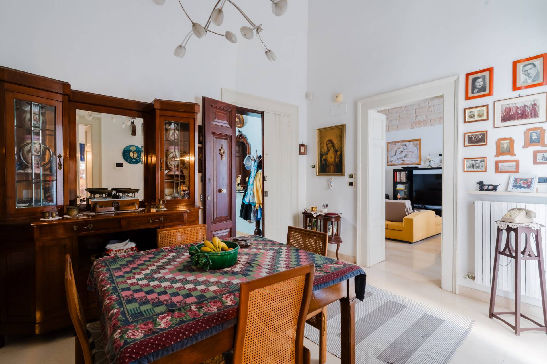 Palazzo in vendita a Mola di Bari