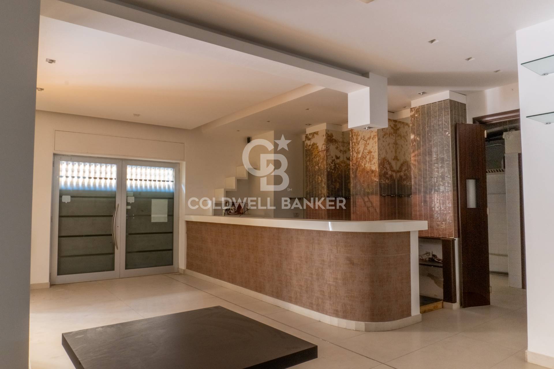 Locale commerciale in vendita a Andria