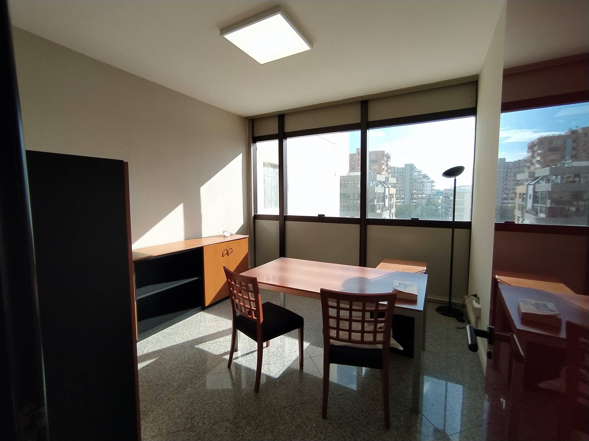 Ufficio in vendita a Bari, S. Pasquale