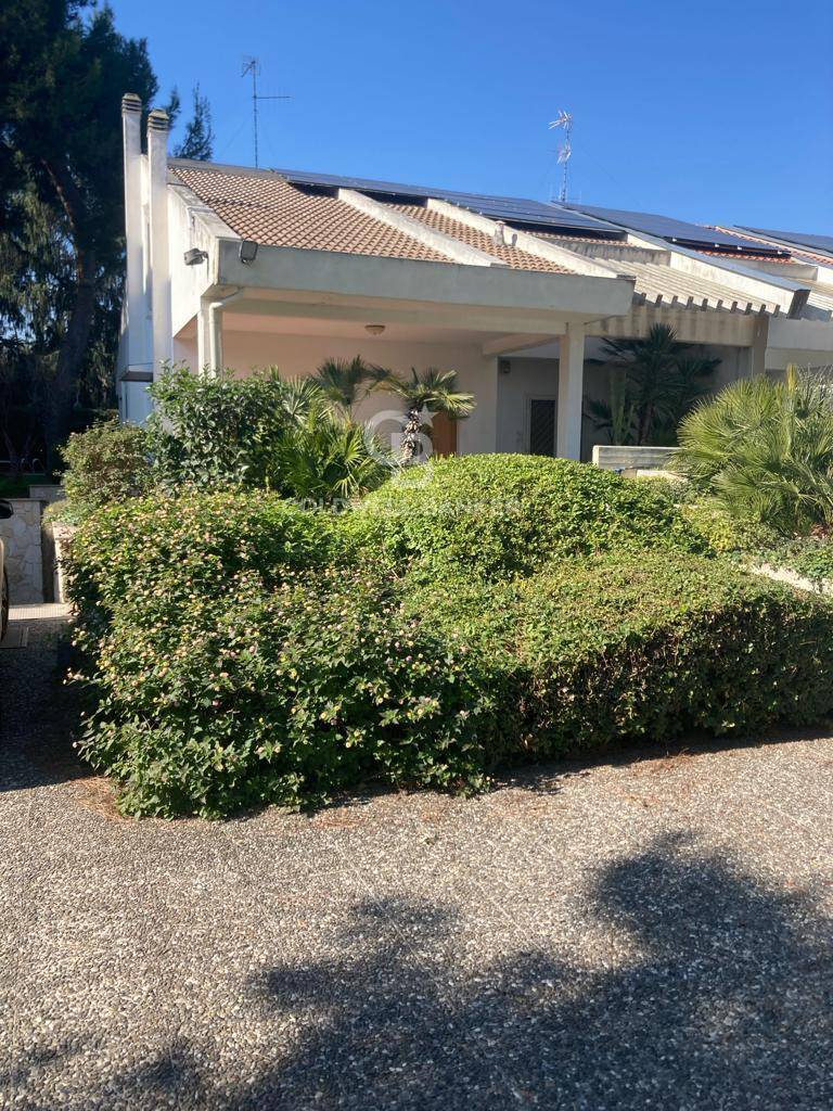 Villa in affitto a Bari