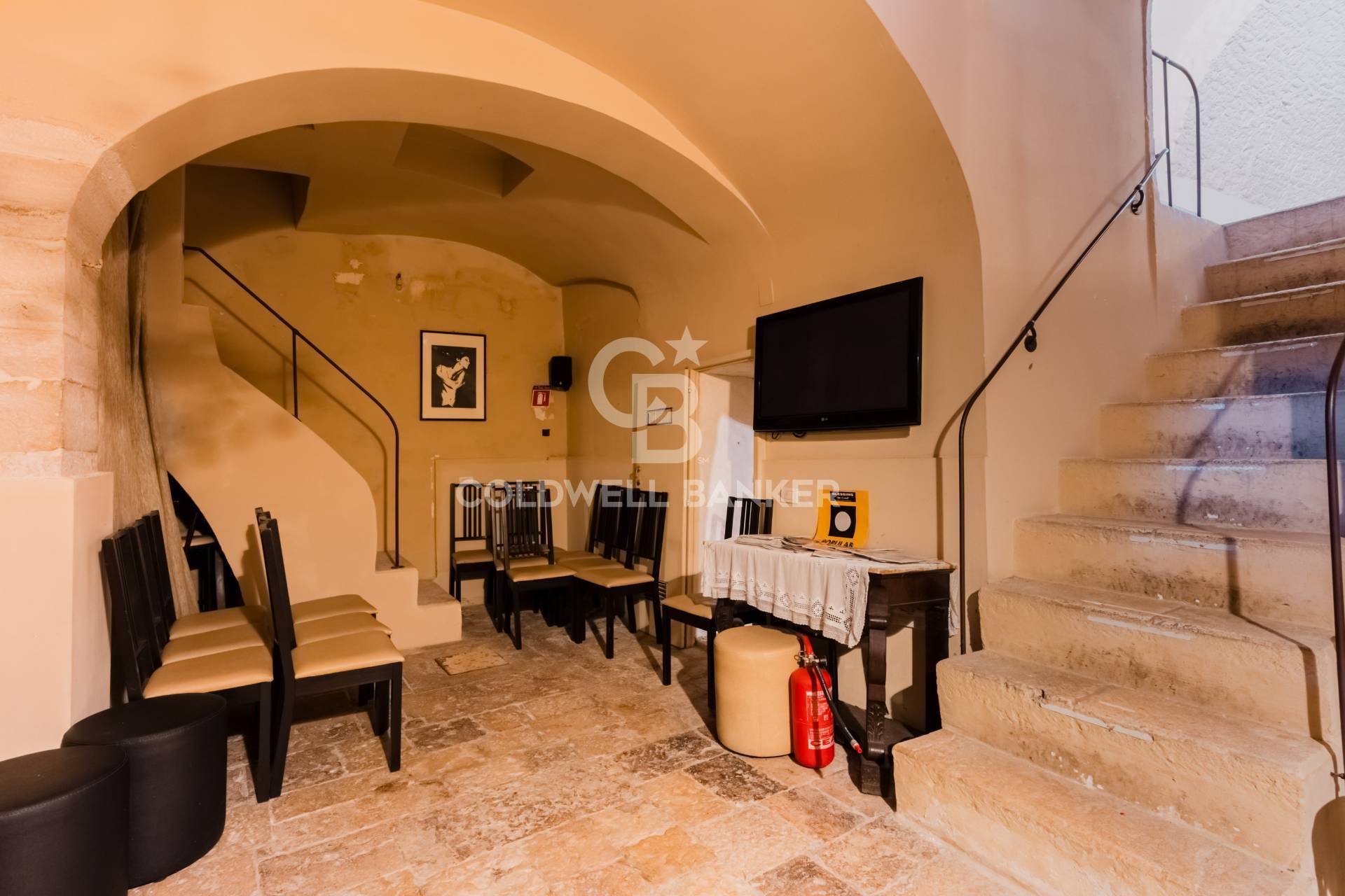 Palazzo in vendita a Acquaviva delle Fonti