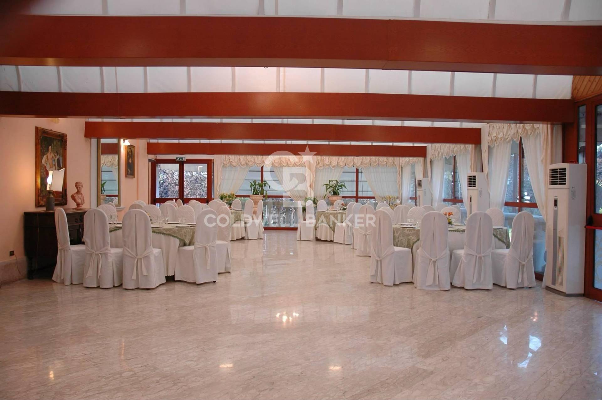 Complesso immobiliare in affitto a Triggiano