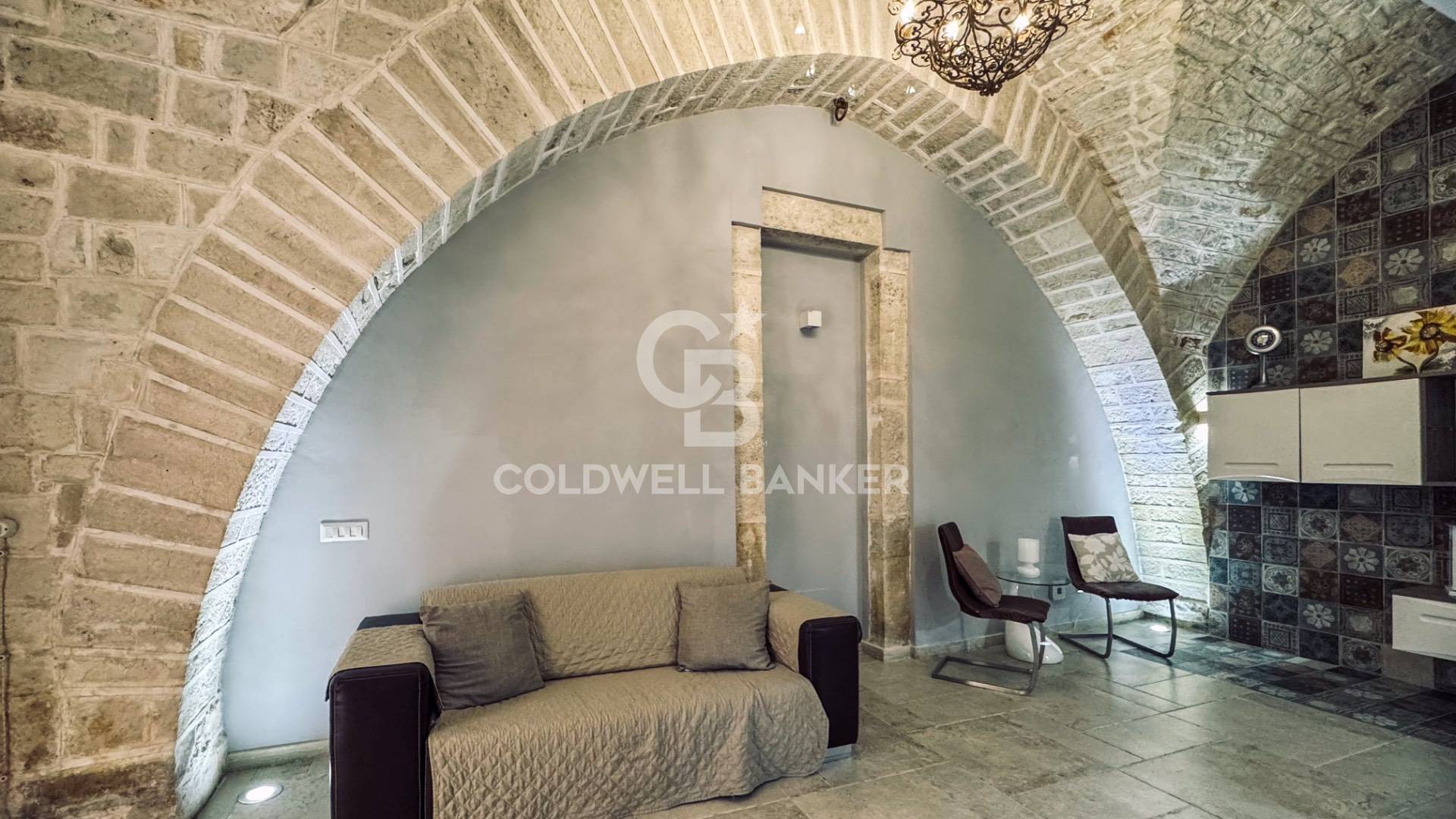 Appartamento indipendente in vendita a Giovinazzo