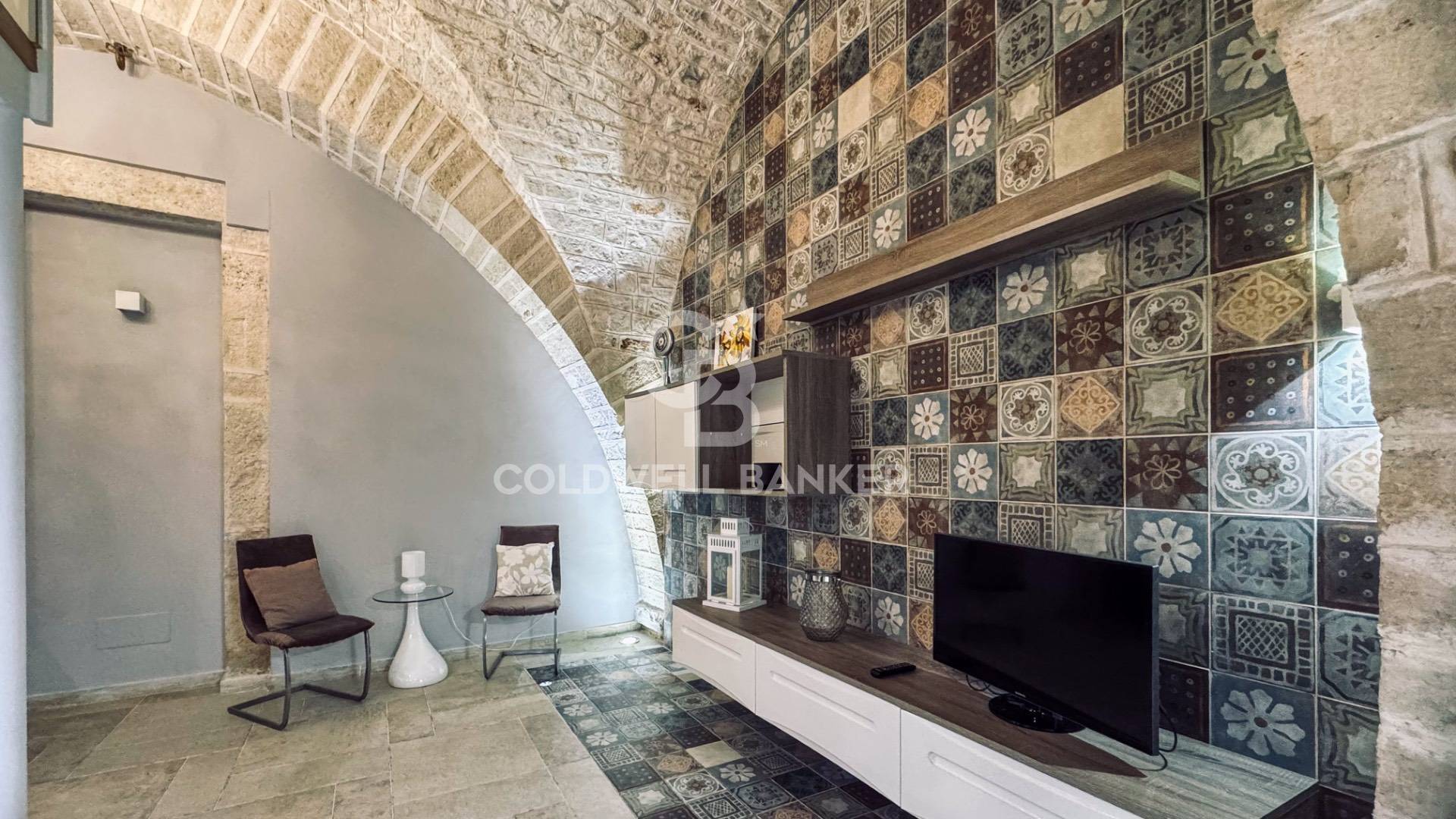 Appartamento indipendente in vendita a Giovinazzo