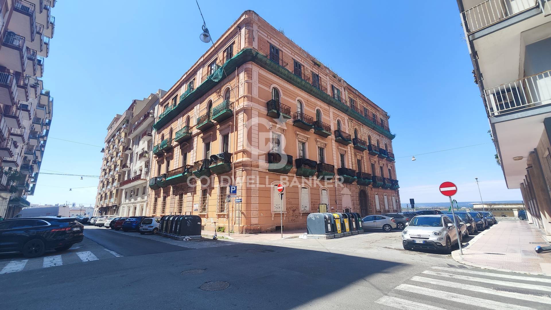Stabile / Palazzo in vendita a Taranto, Borgo