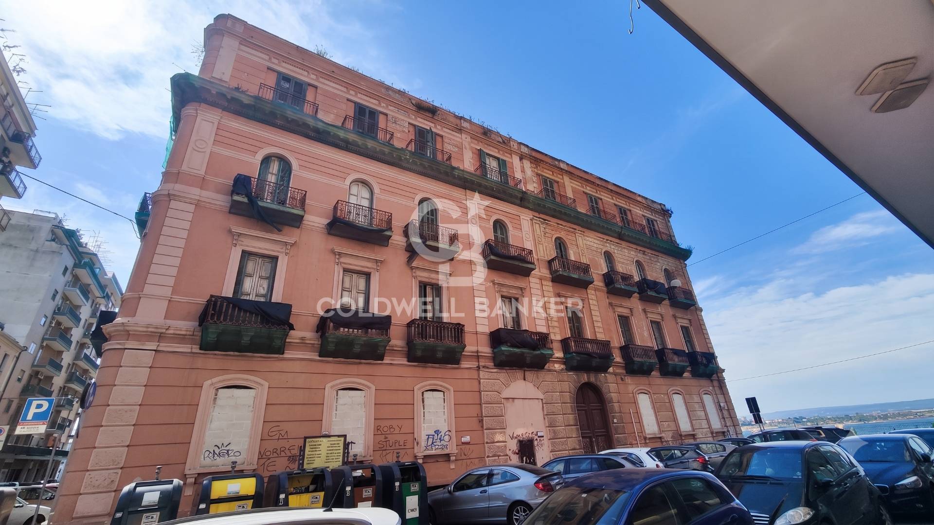 Stabile / Palazzo in vendita a Taranto, Borgo