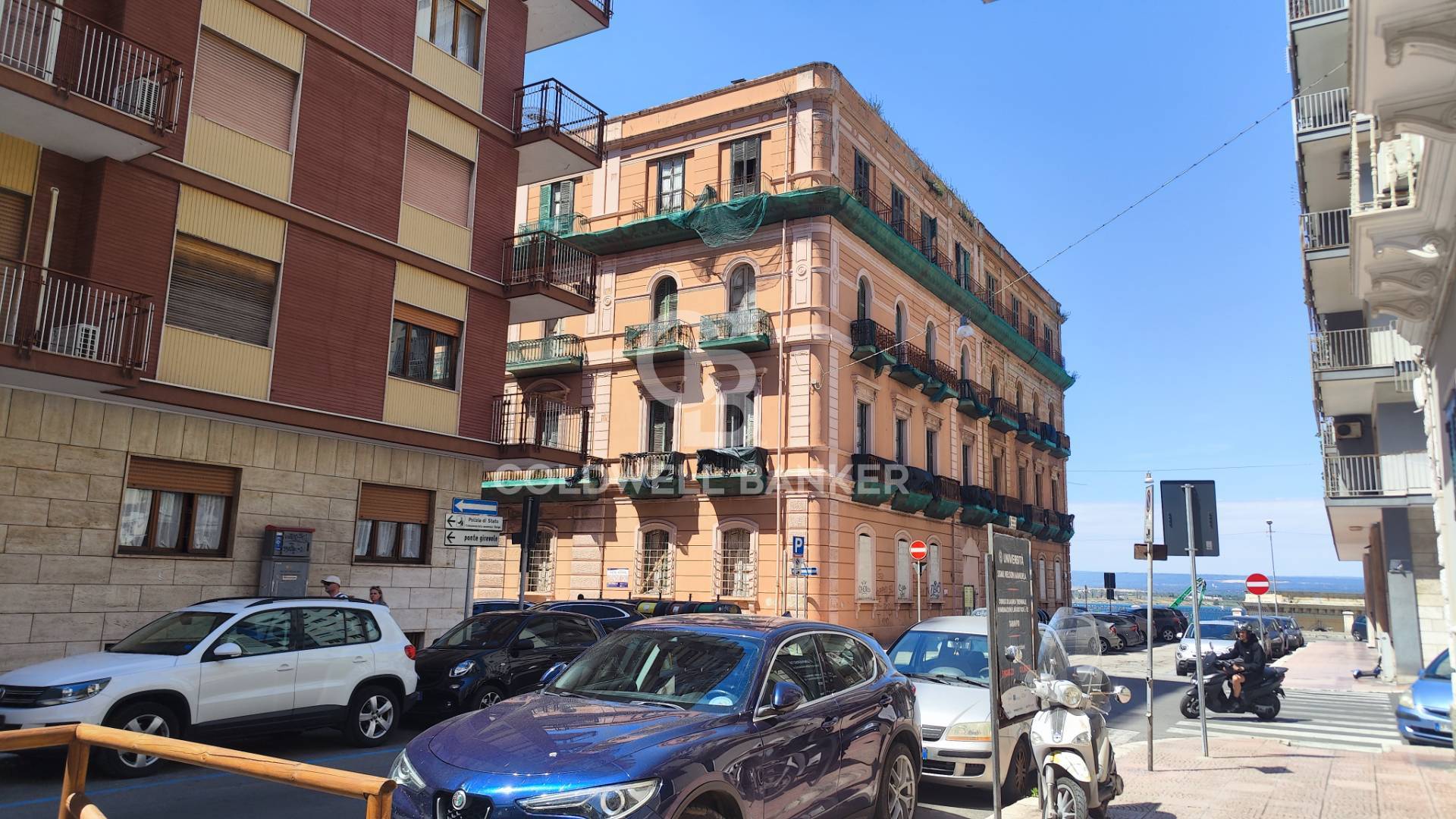 Stabile / Palazzo in vendita a Taranto, Borgo
