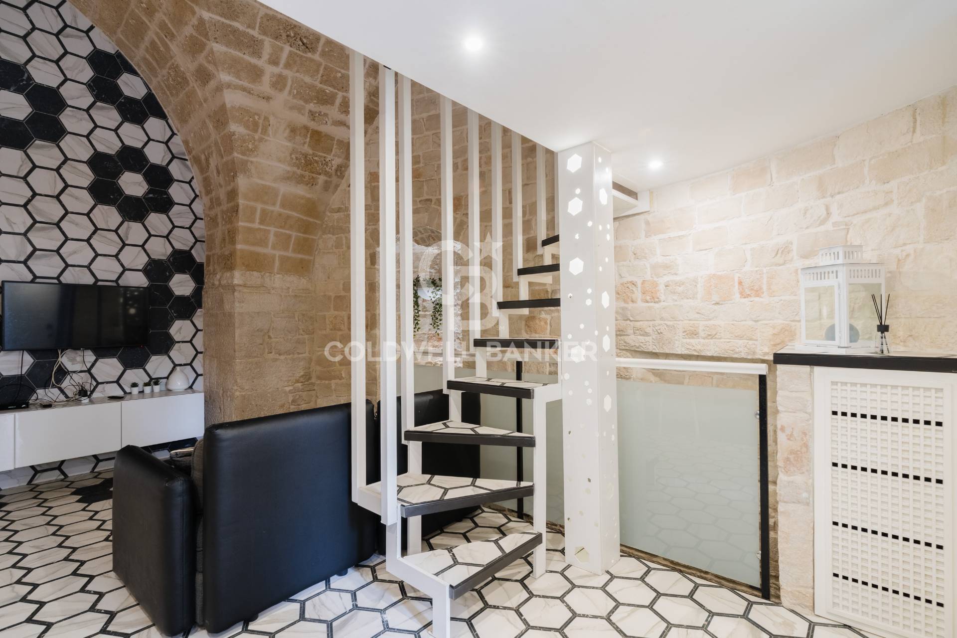 Appartamento indipendente in vendita a Giovinazzo
