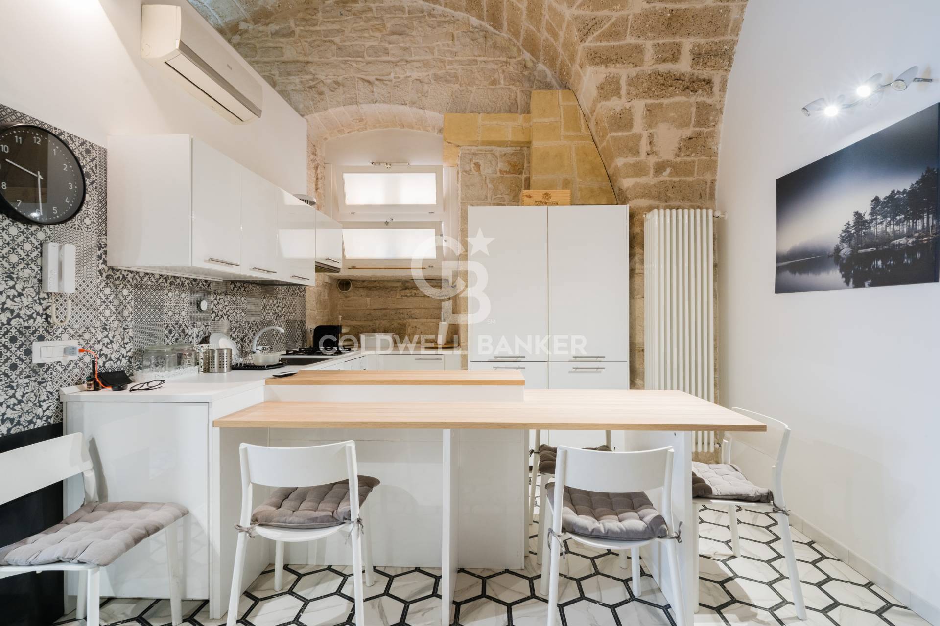 Appartamento indipendente in vendita a Giovinazzo