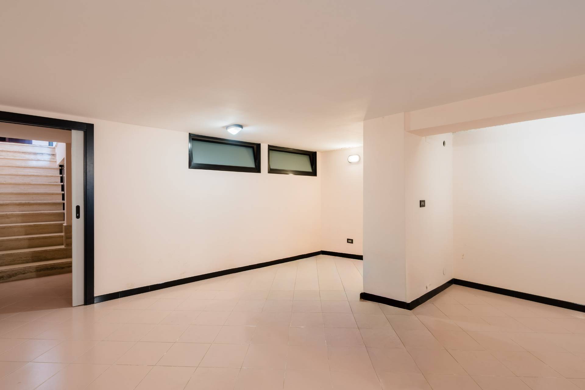 Stabile / Palazzo in affitto a Noci