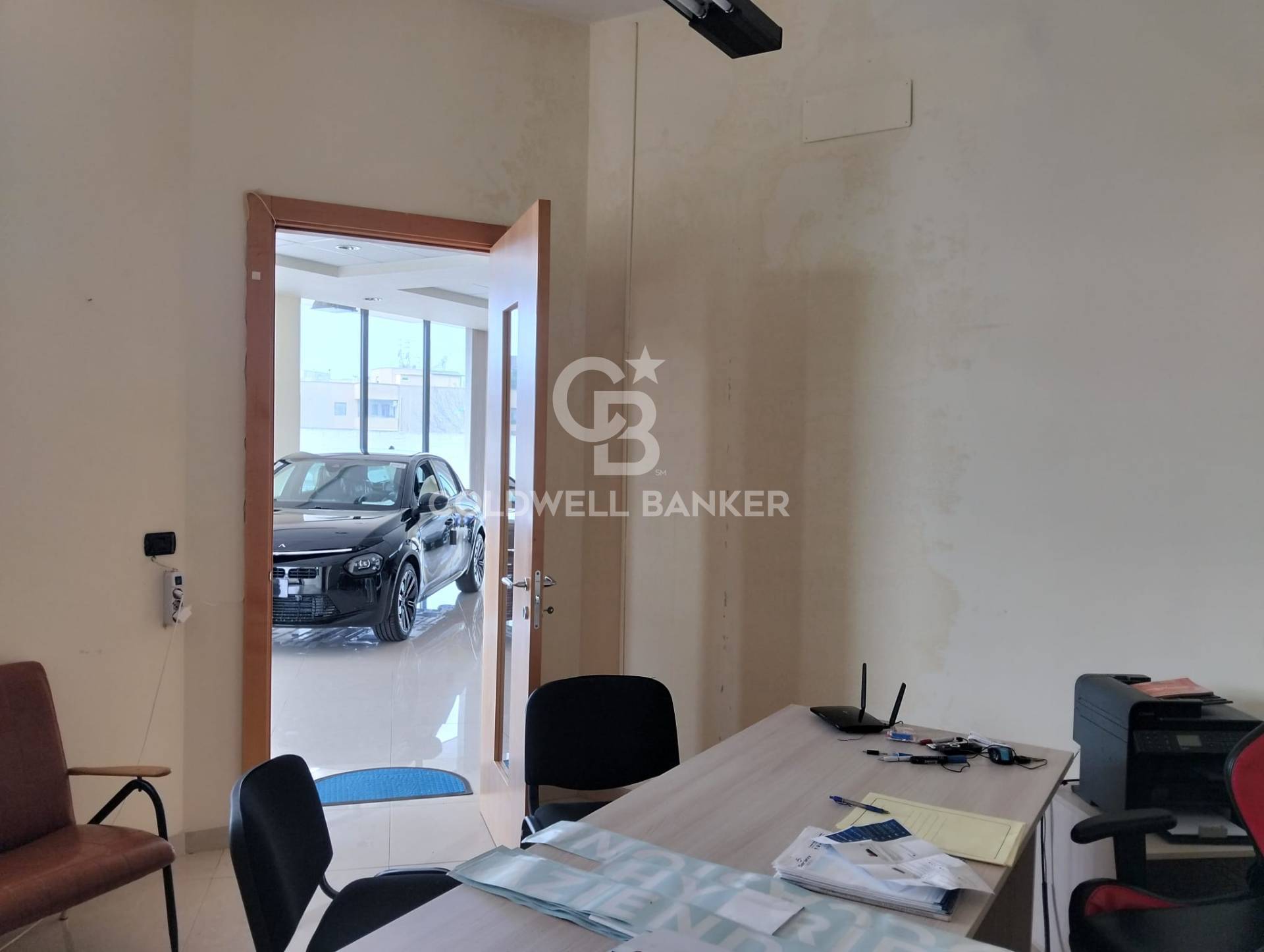 Locale commerciale in affitto a Galatina