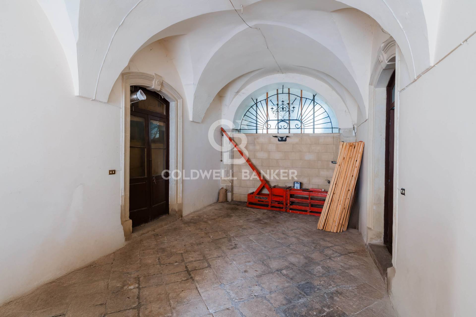 Villa storica in vendita a Giuggianello