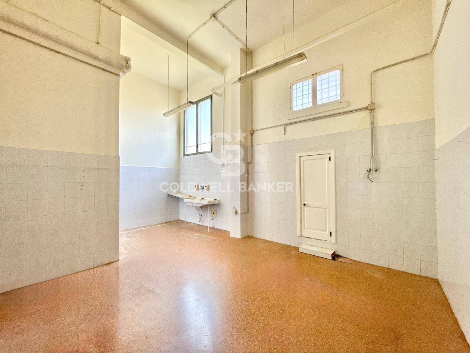 Locale commerciale in affitto a Galatina