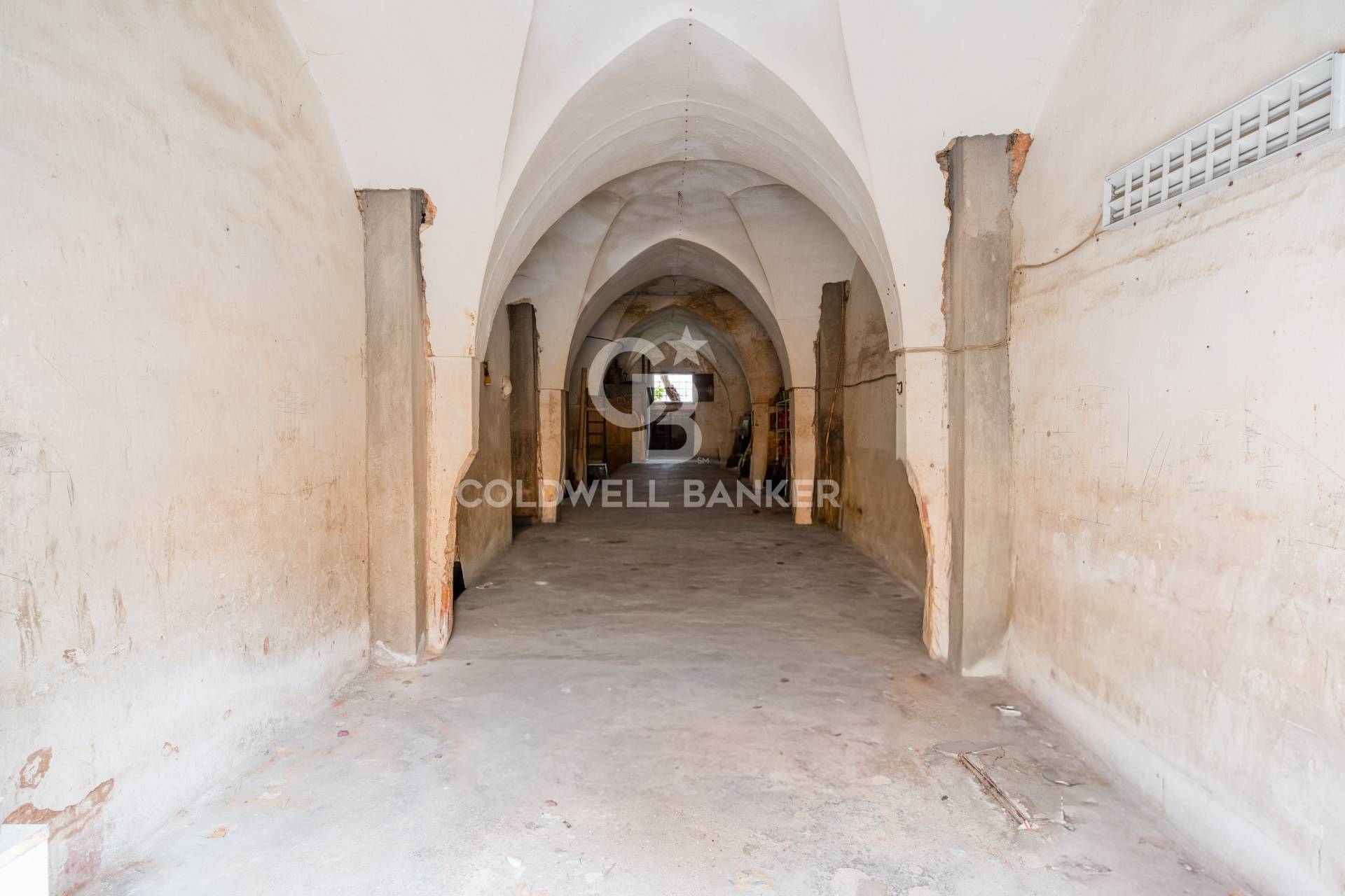 Magazzino in vendita a Neviano