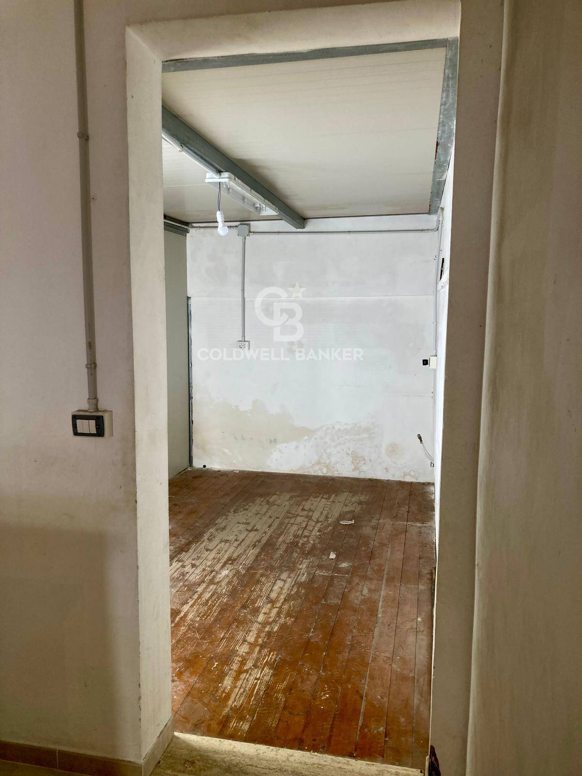 Locale commerciale in affitto a Melendugno, Torre dell'Orso