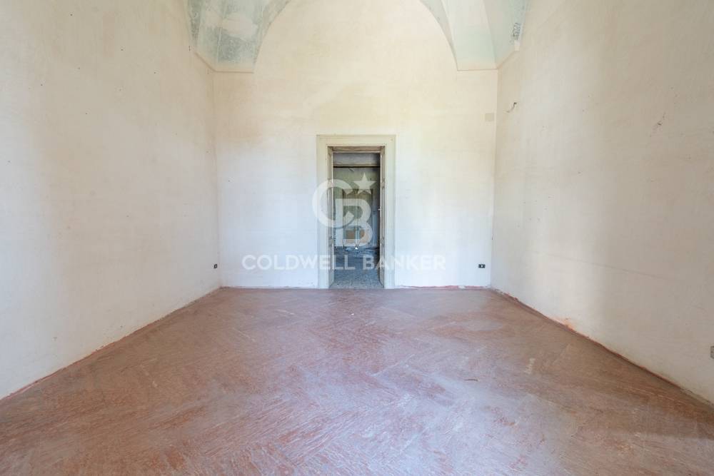 Villa storica in vendita a Aradeo