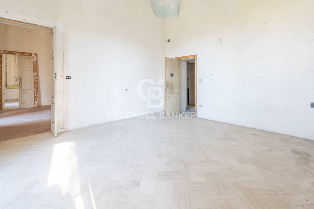 Villa storica in vendita a Aradeo