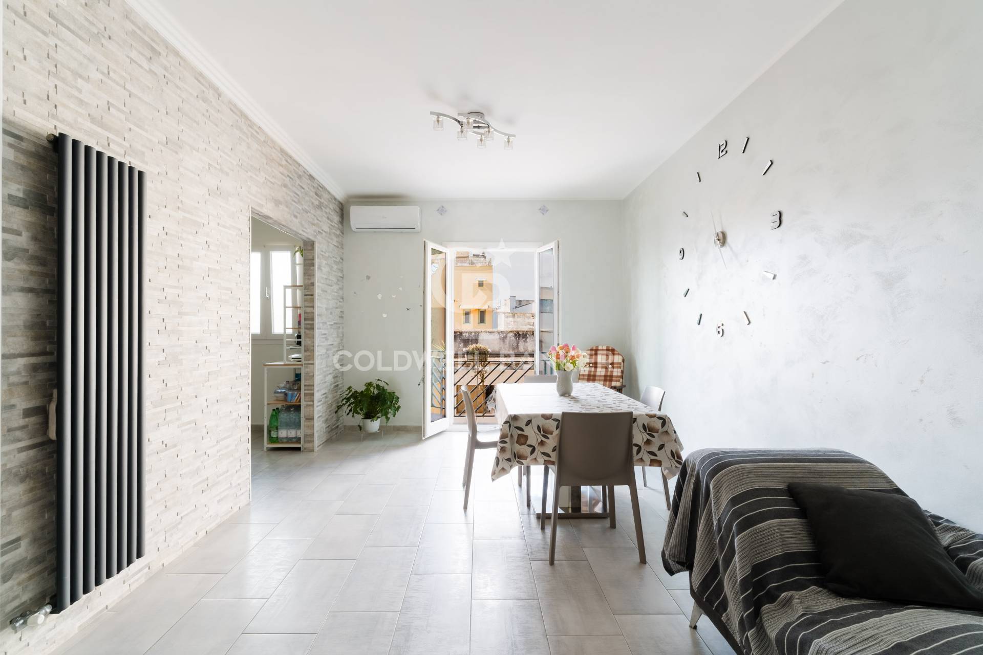 Casa indipendente in vendita a Aradeo