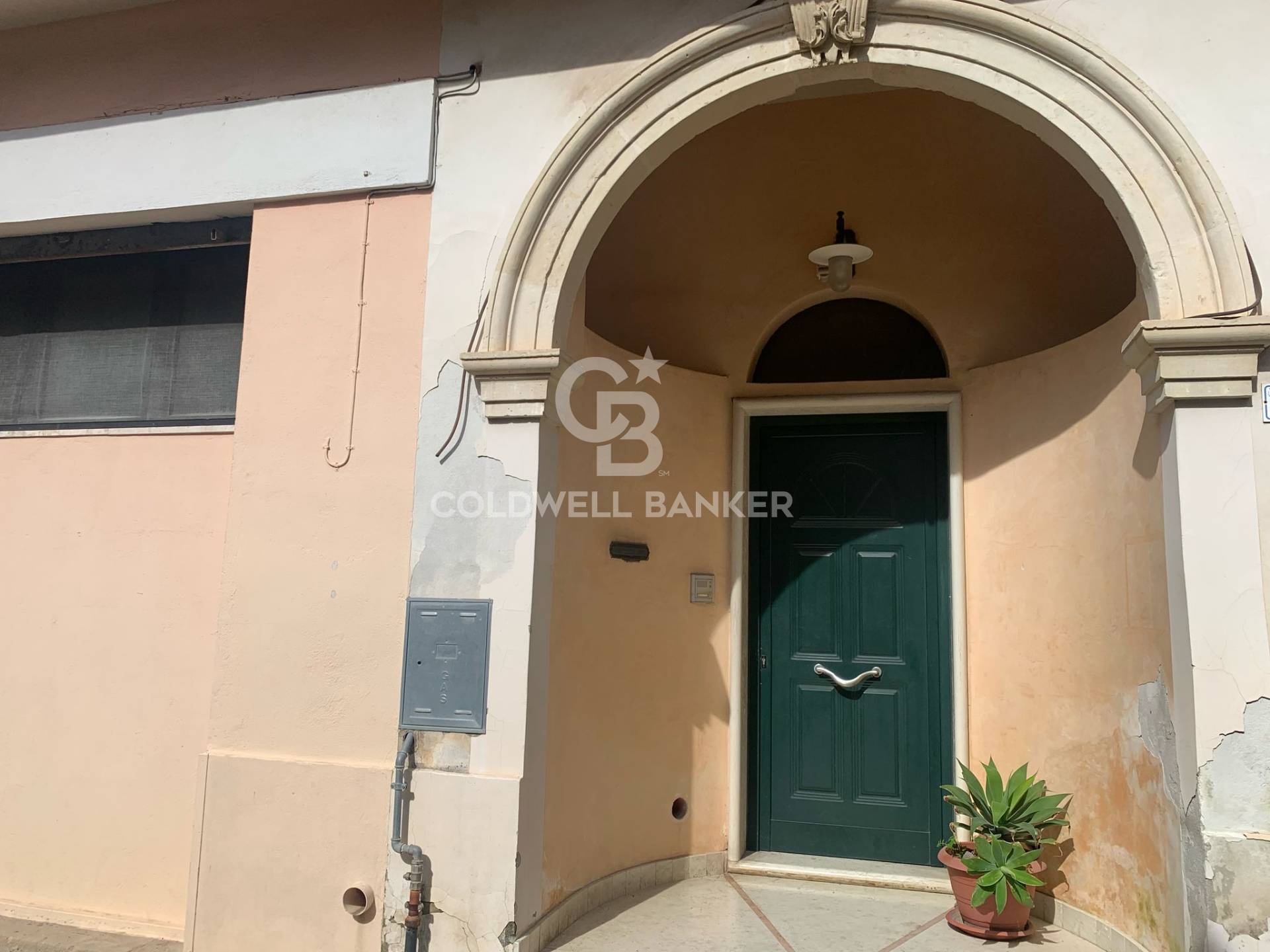 Casa indipendente in vendita a Aradeo