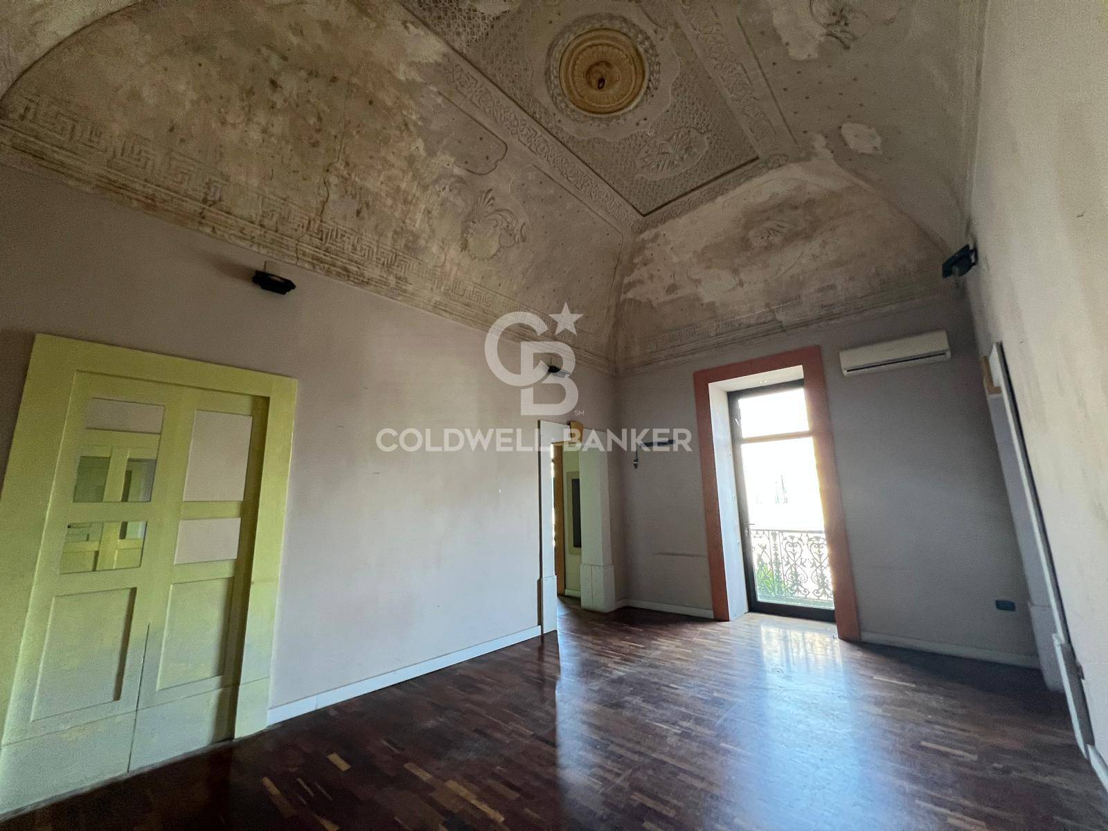 Locale commerciale in affitto a Galatina