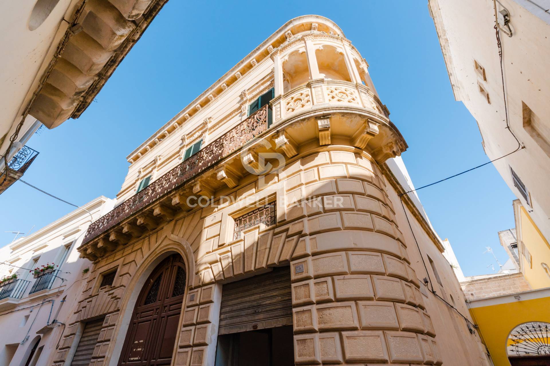 Palazzo in vendita a Nard