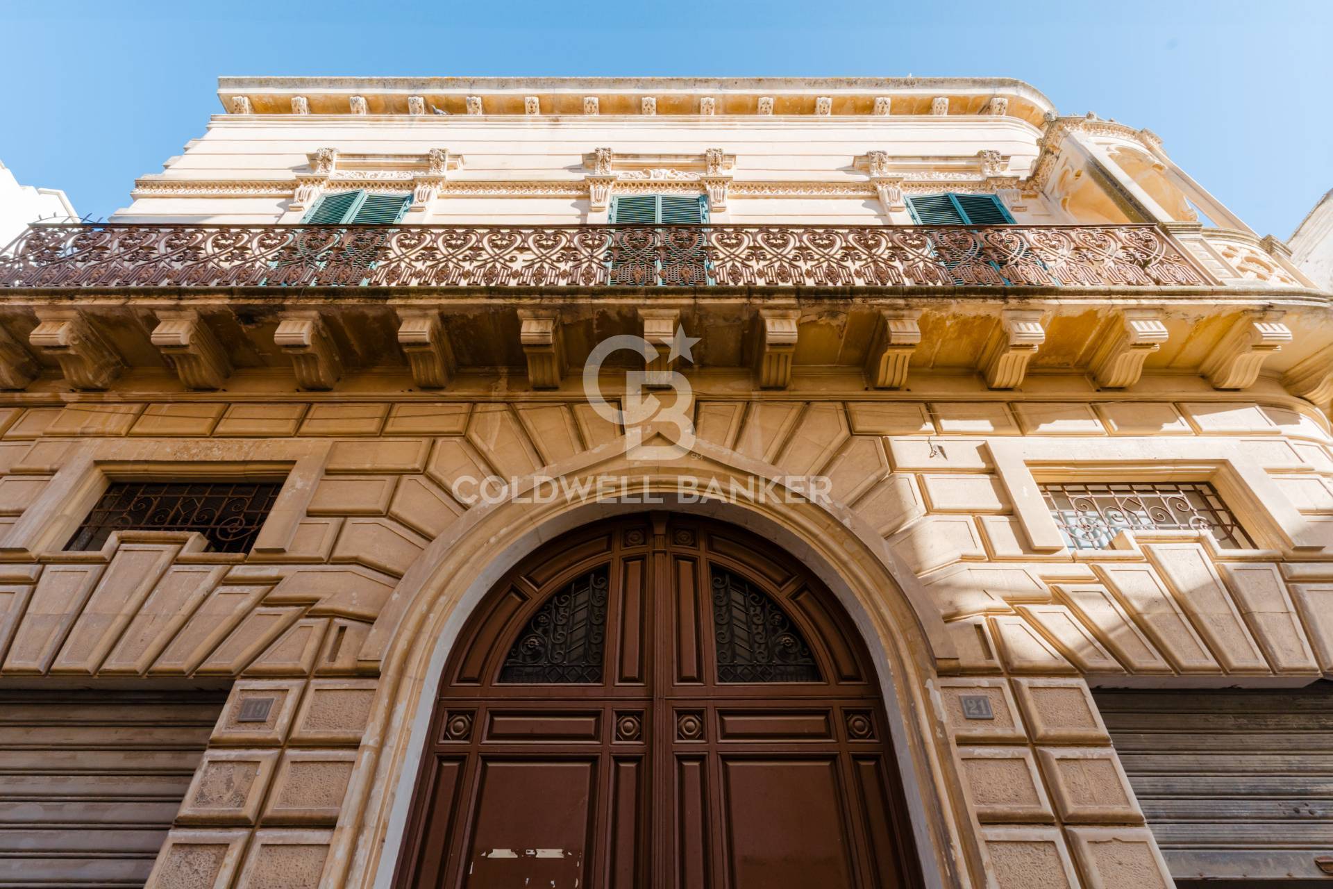 Palazzo in vendita a Nard