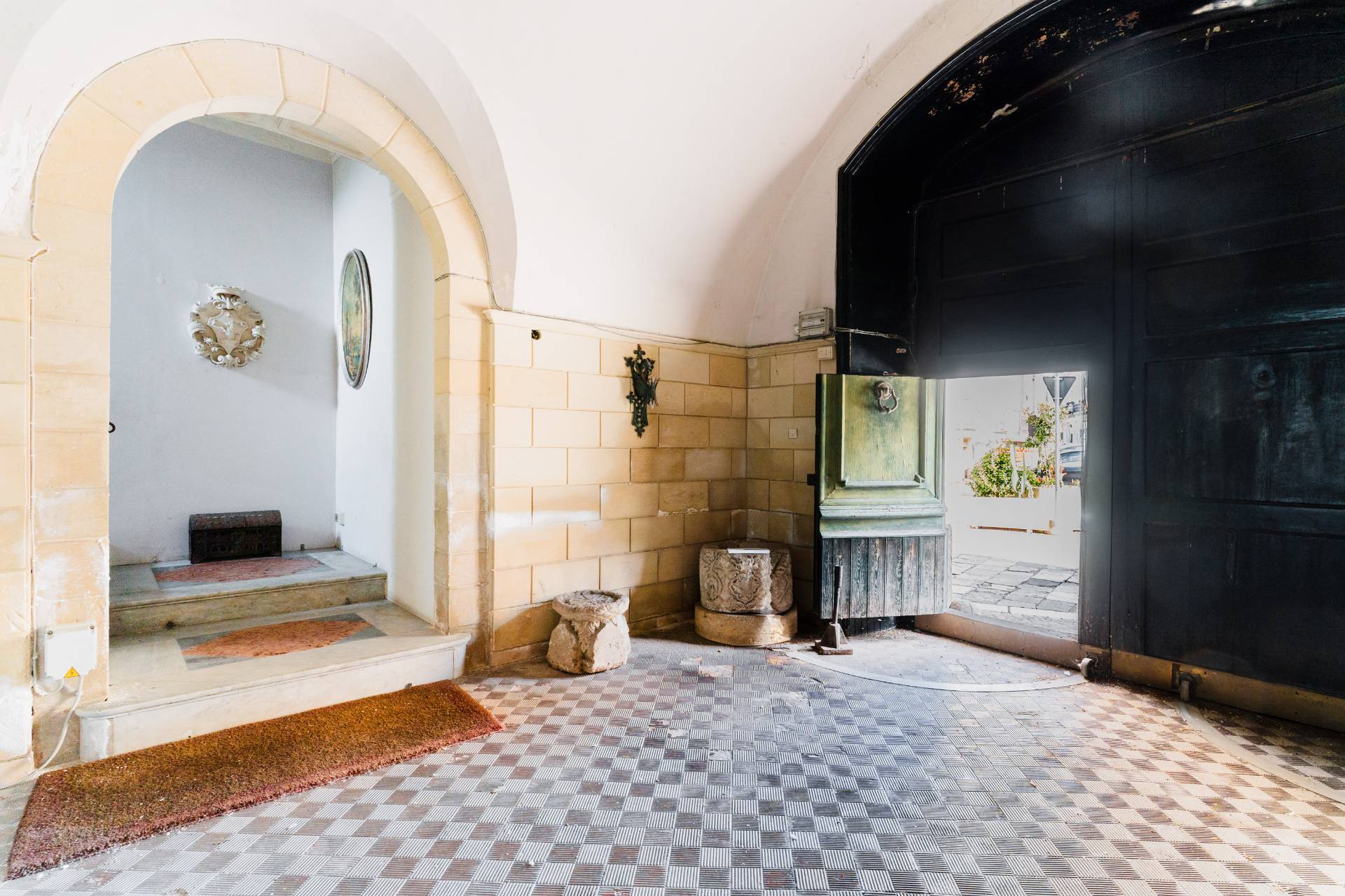 Palazzo in vendita a Sogliano Cavour